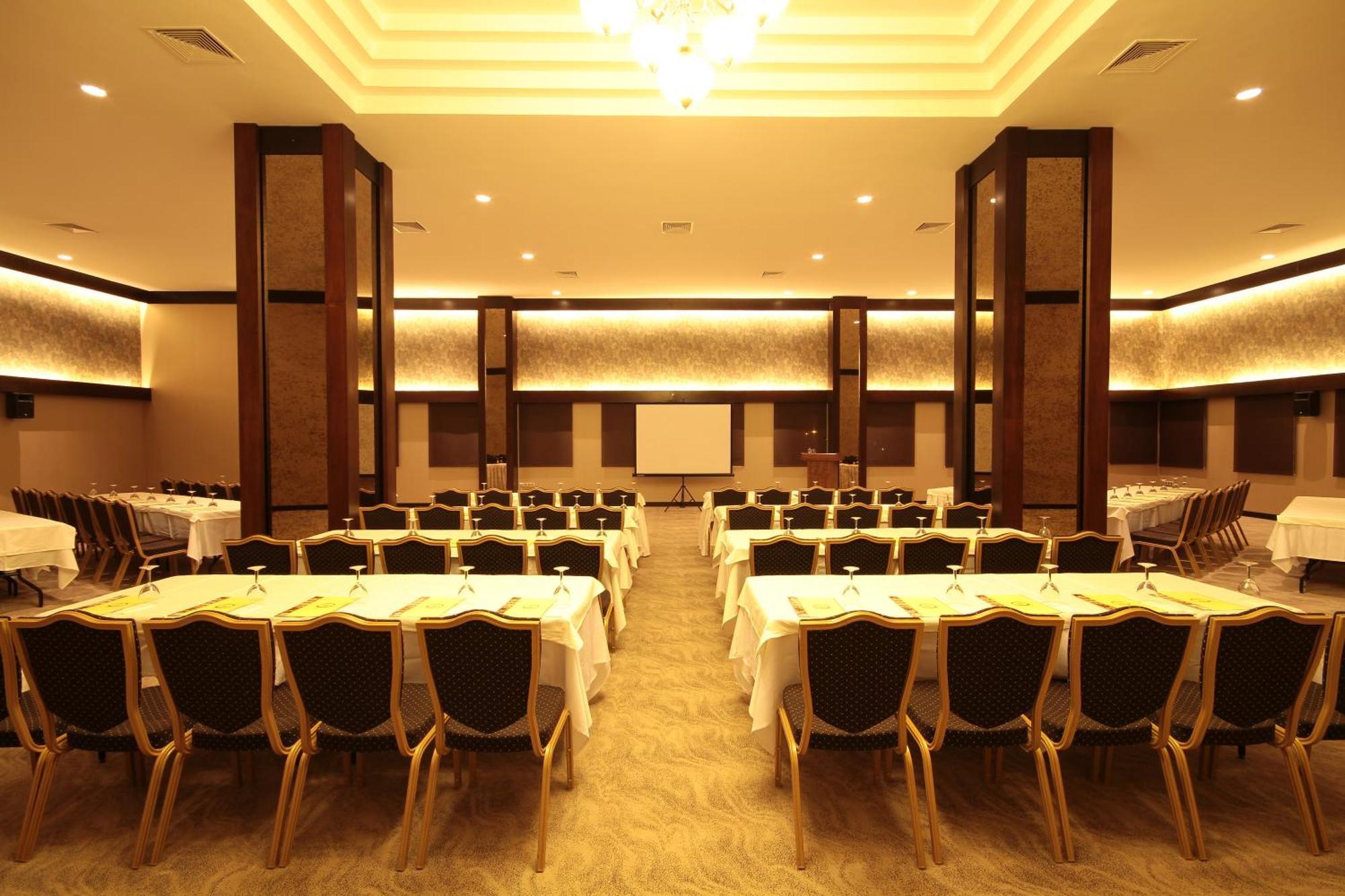 Grand Hotel Gaziantep Eksteriør bilde