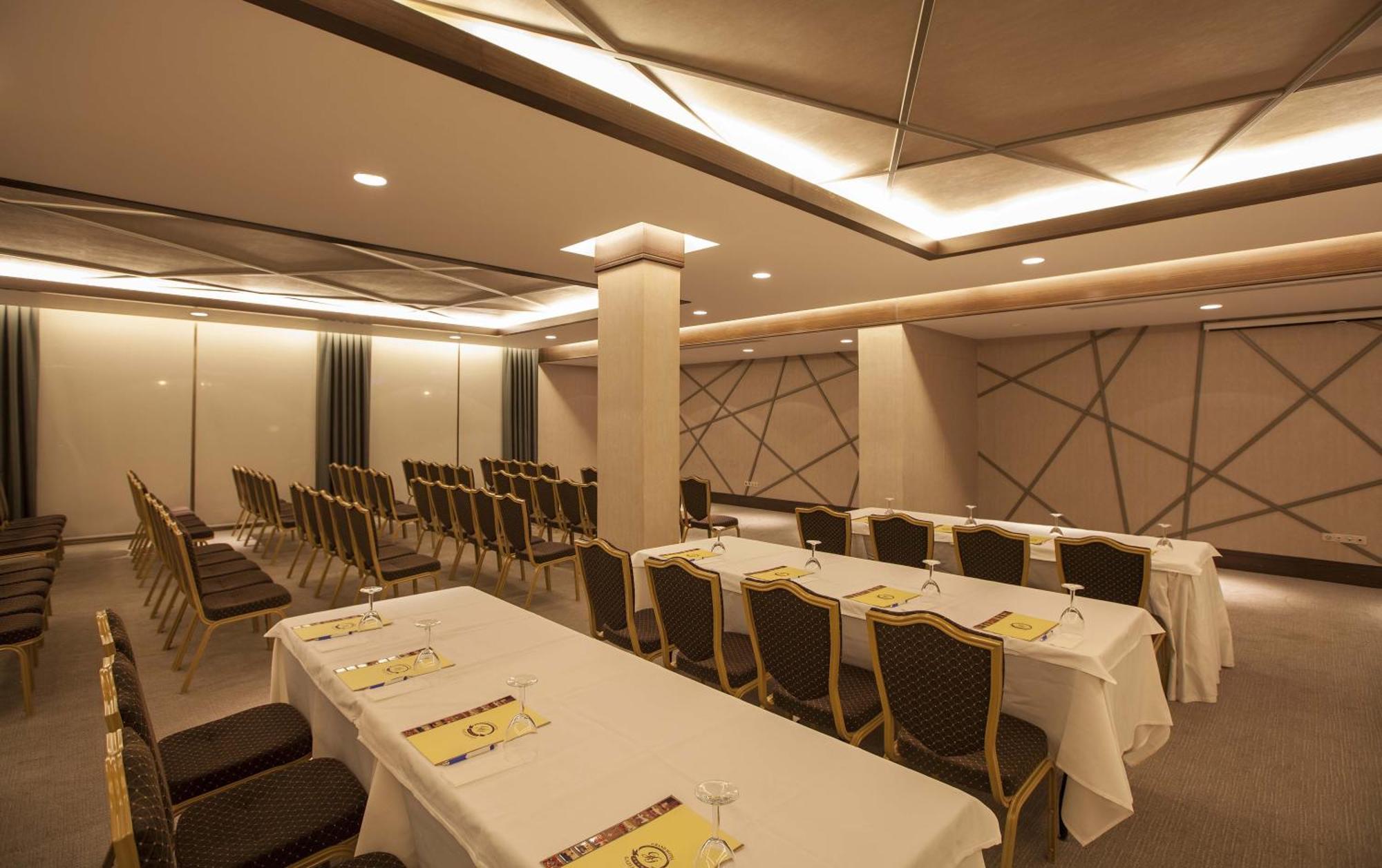 Grand Hotel Gaziantep Eksteriør bilde