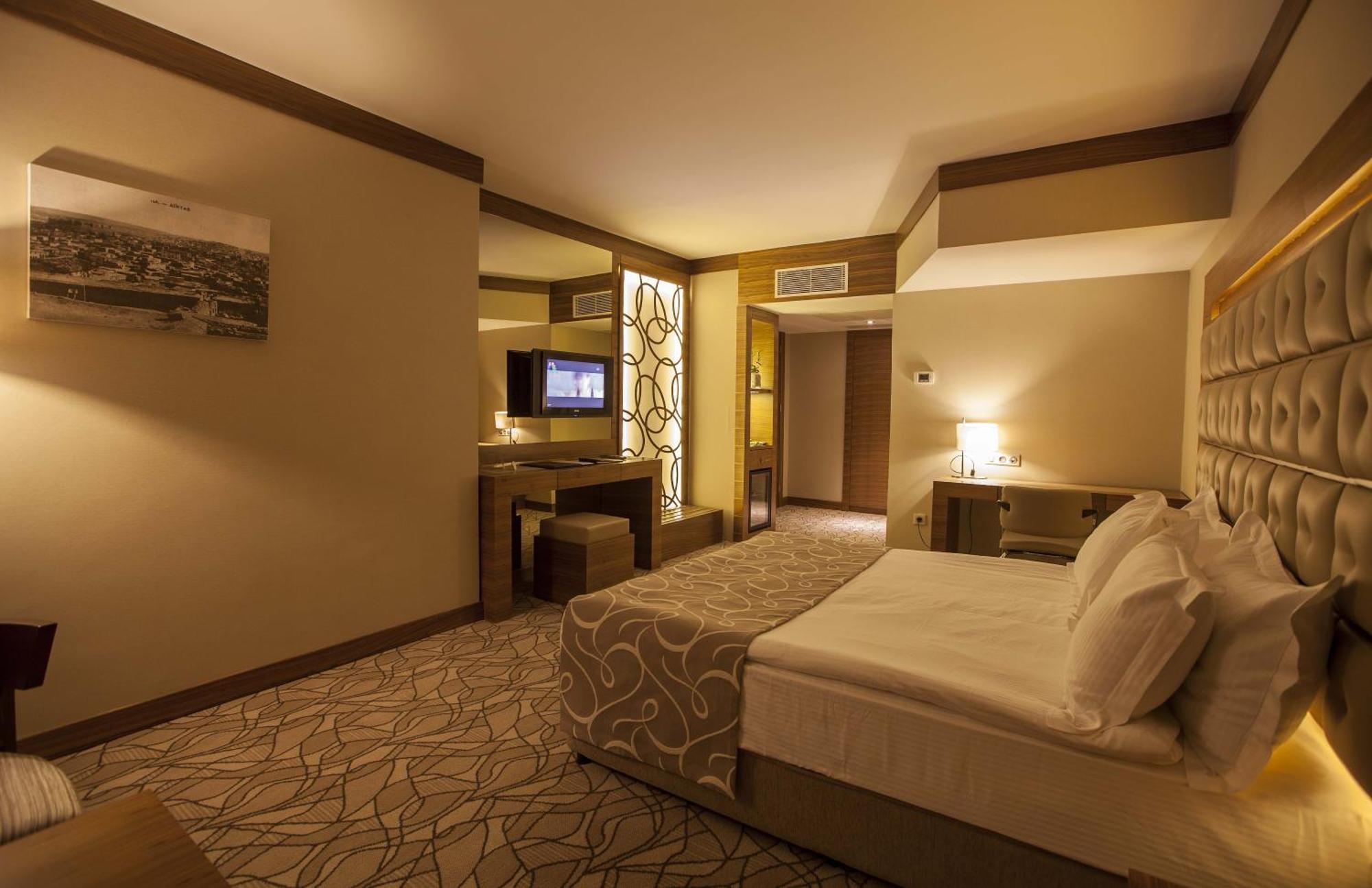 Grand Hotel Gaziantep Eksteriør bilde